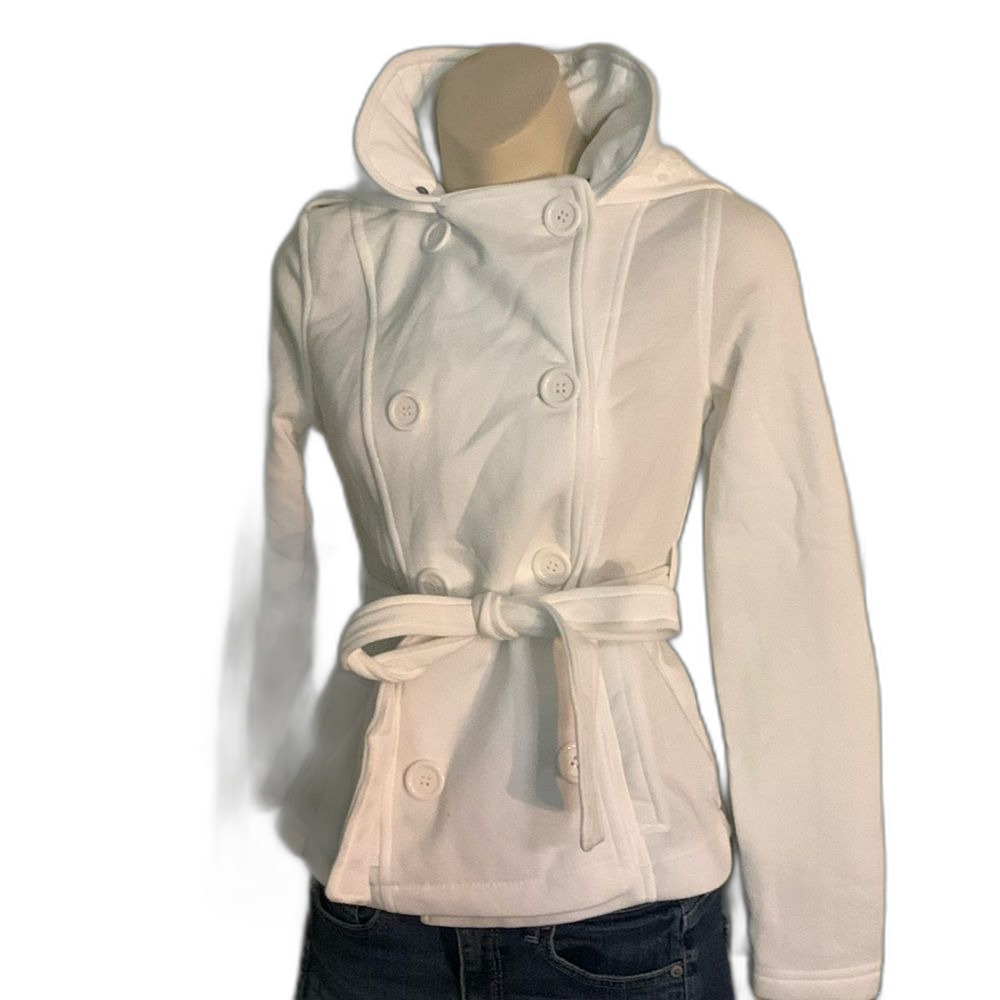 Beautiful White Jacket!!!!